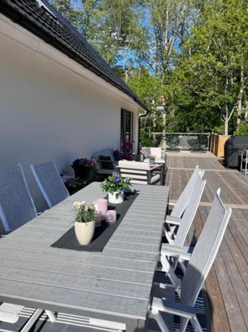 Exclusive Guesthouse Near The Ocean In Hovas Gothenburg Gotemburgo Exterior foto